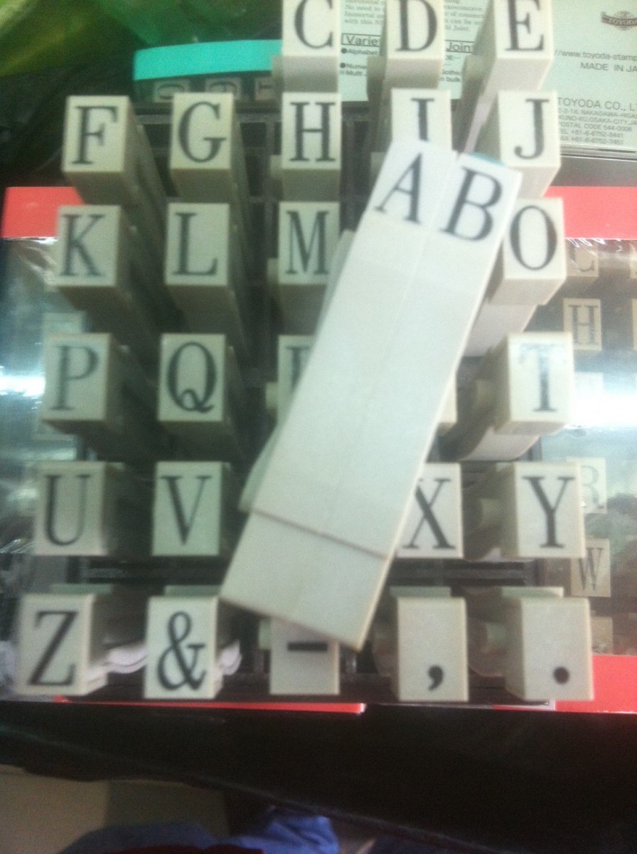 Dấu ráp chữ Toyoda No.M Multi Joint Alphabet 15mm Rubber Stamp